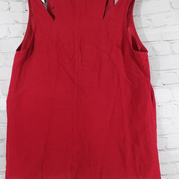 NWT BB Dakota woman's  Cold Shoulder Top sz SM - Picture 2 of 2